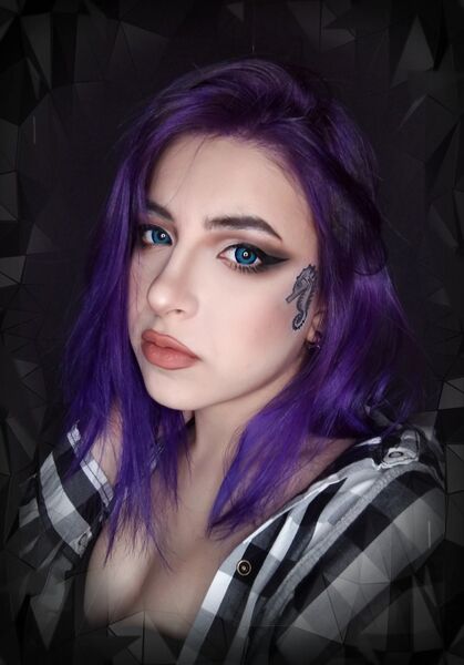 File:Selene mctavish 8 holodia .jpg