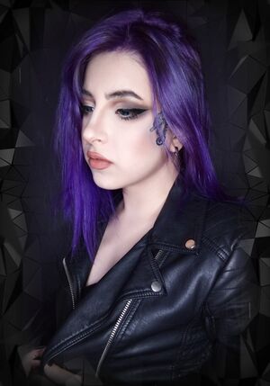 Selene mctavish 5 holodia .jpg